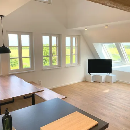Timmenhus - Neue Ferienwohnungen Im Historischen Bauernhaus Timmendorfer Strand Extérieur photo